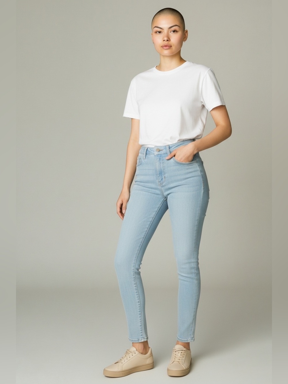 *Forever 21 Mid Rise Skinny Light Wash Denim Jeans | NWT